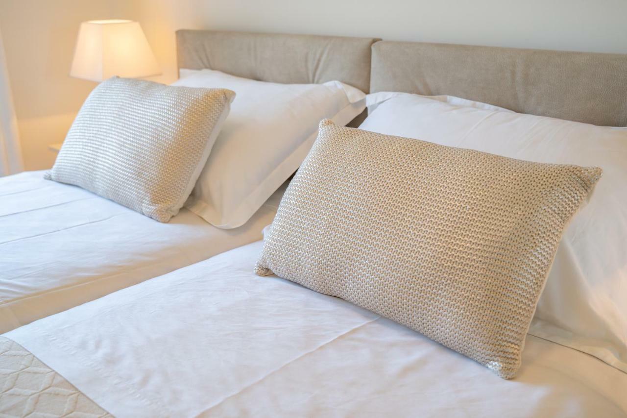 Mary Ann Apartment 2 ซัฟทัท ภายนอก รูปภาพ